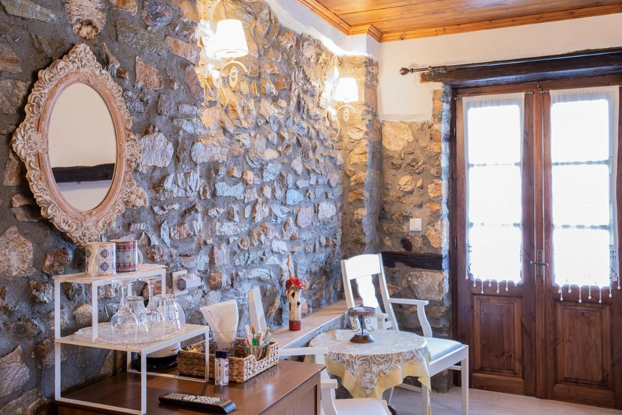 Guesthouse Ourania Palaios Panteleimonas Buitenkant foto